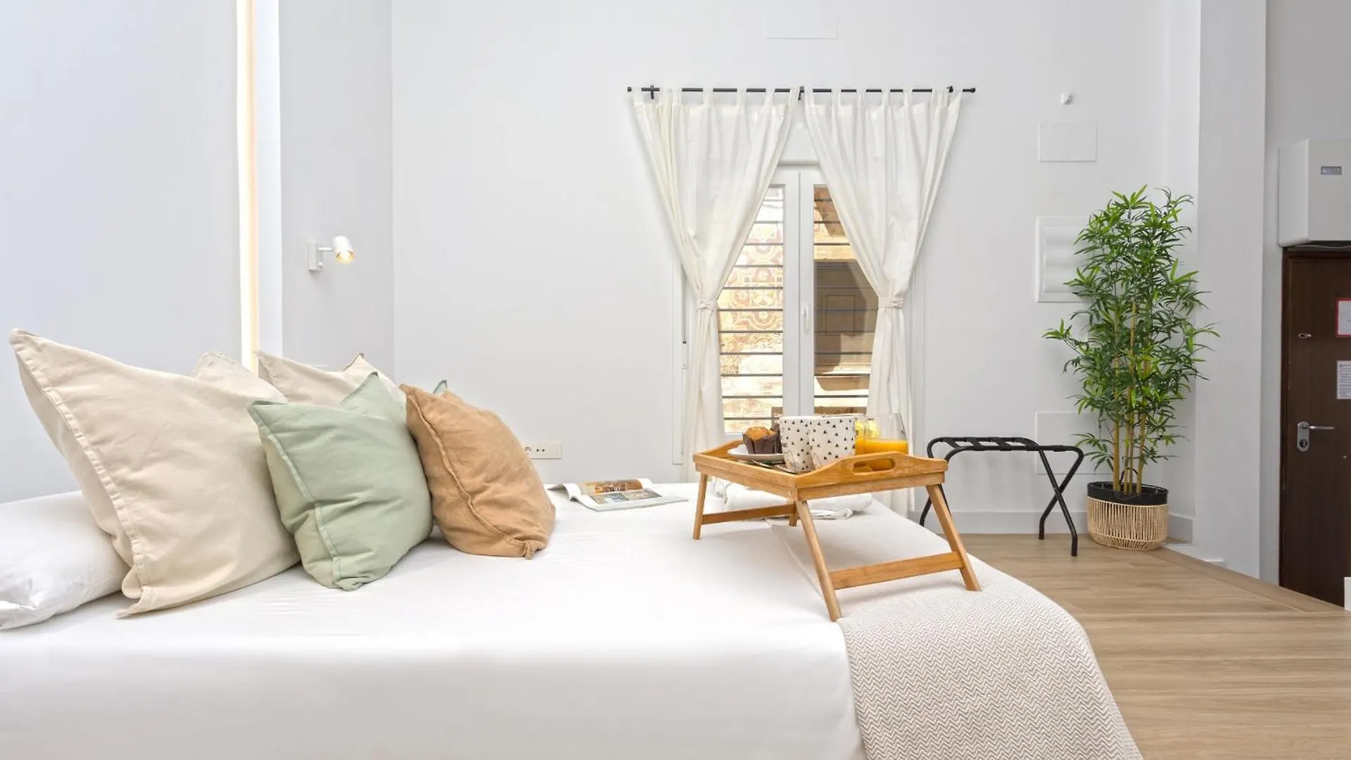 -Malagasunapts- Citycenter Spacious Studio Apartment Malaga