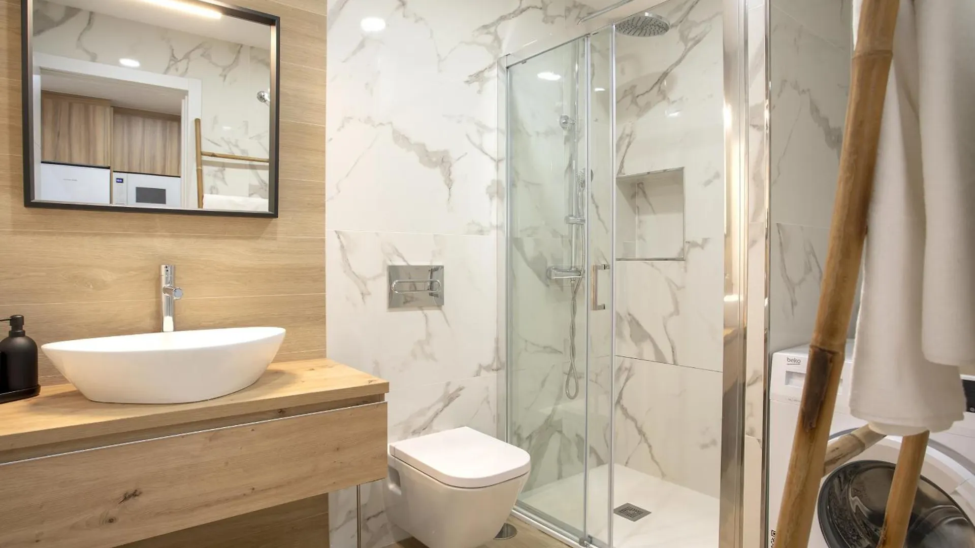 Apartment -Malagasunapts- Citycenter Spacious Studio